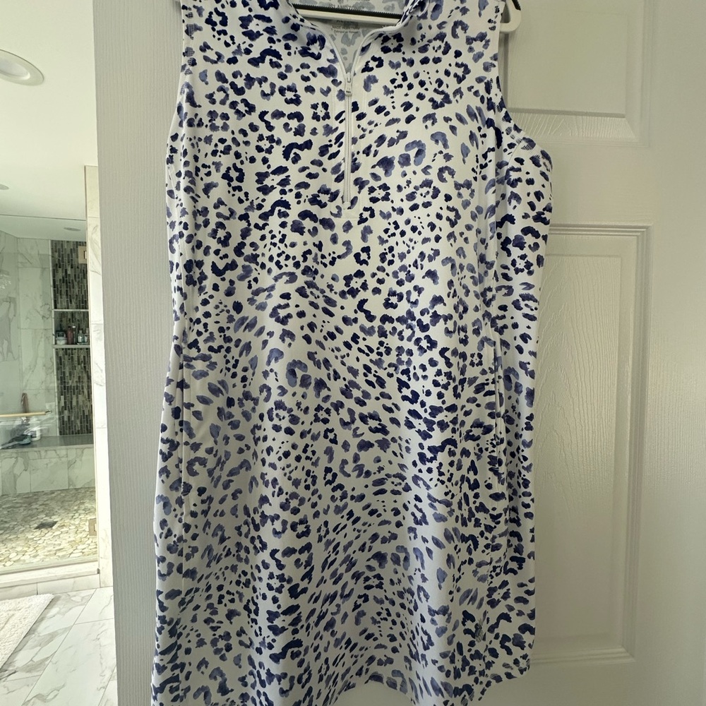 Tommy Bahama Blue and White cheetah print Dress with pockets